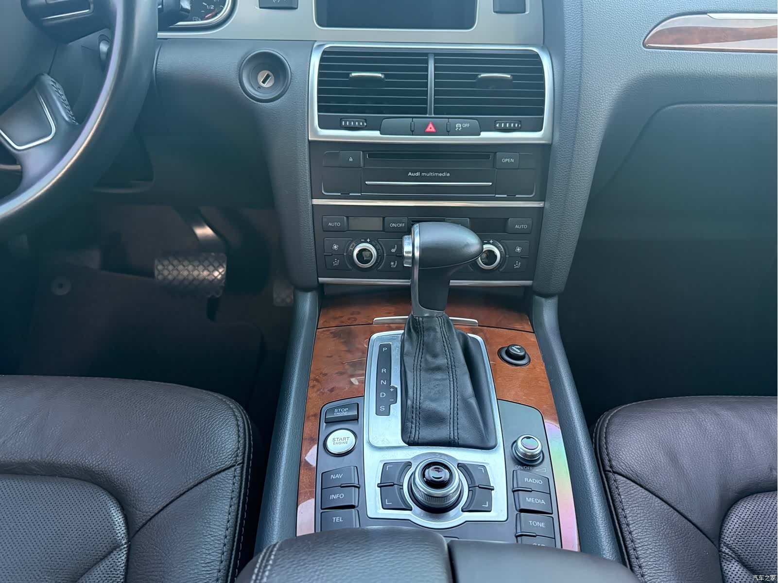 Audi Q7, 2015 11