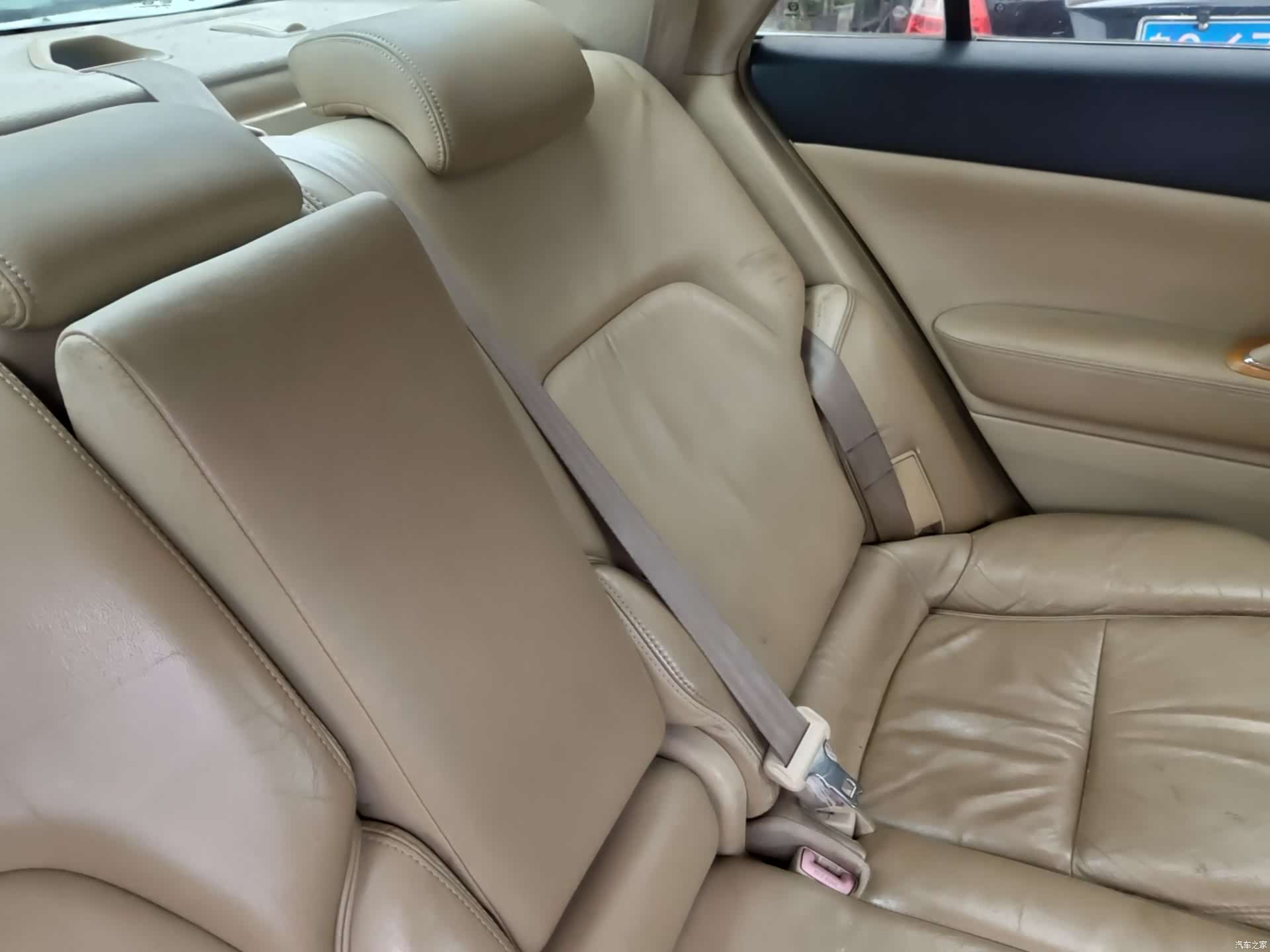 Toyota 2.5V, 2006 33