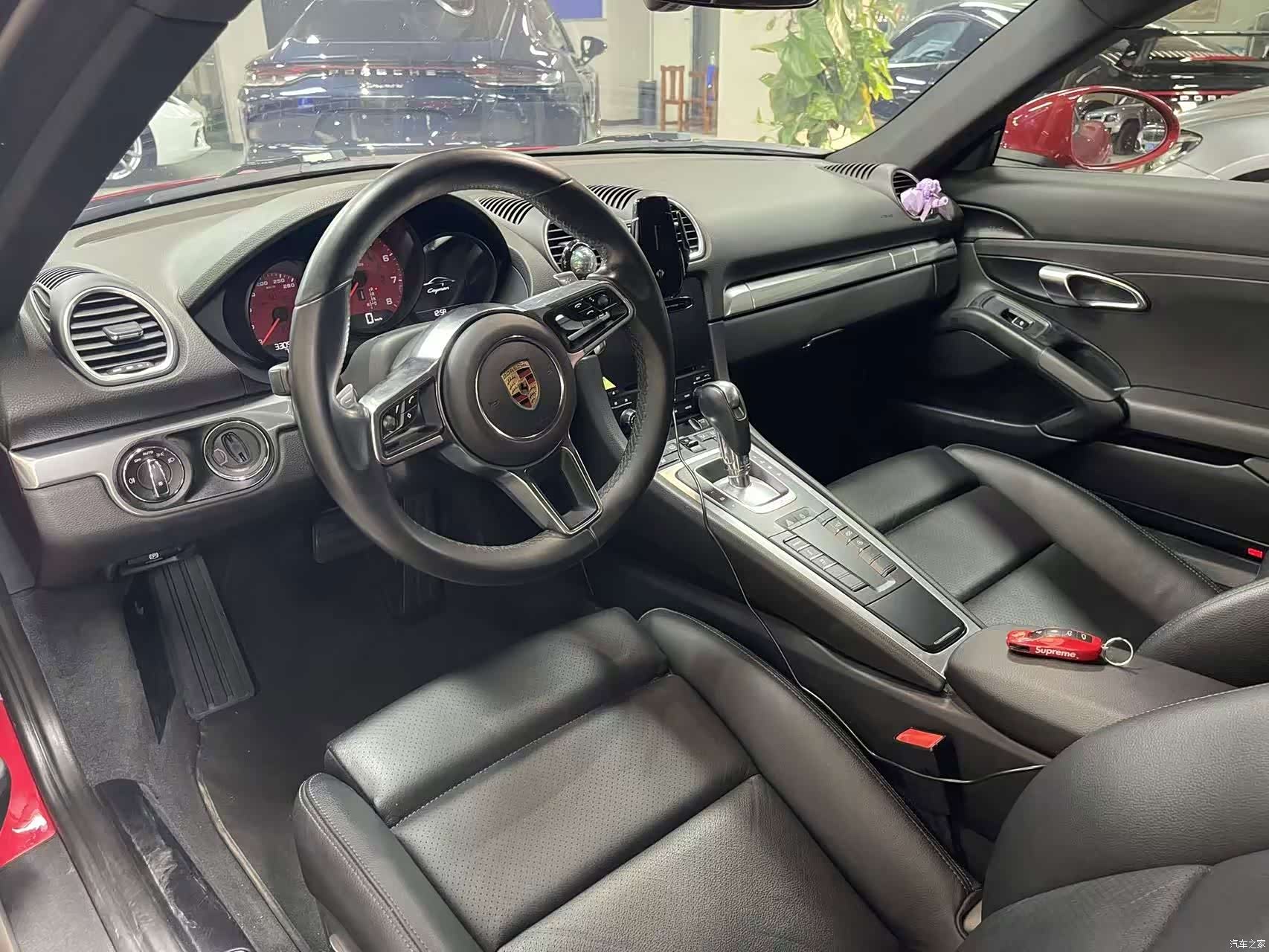 Porsche Cayman, 2019 4