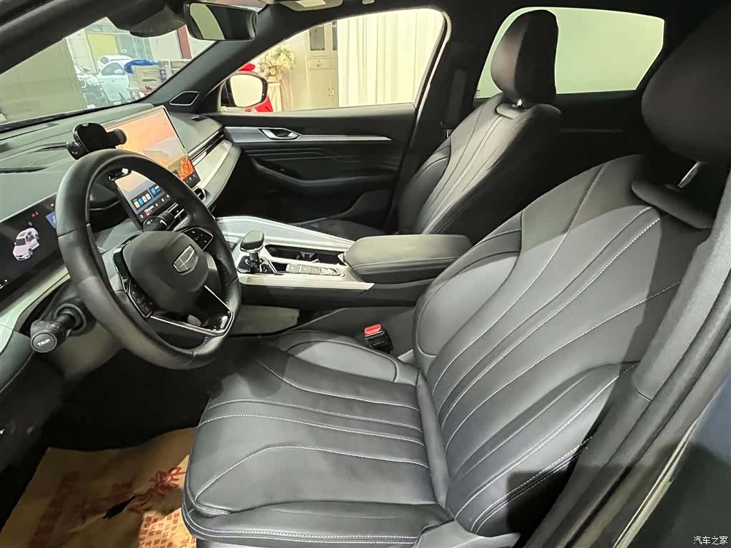 Geely Preface, 2024 17