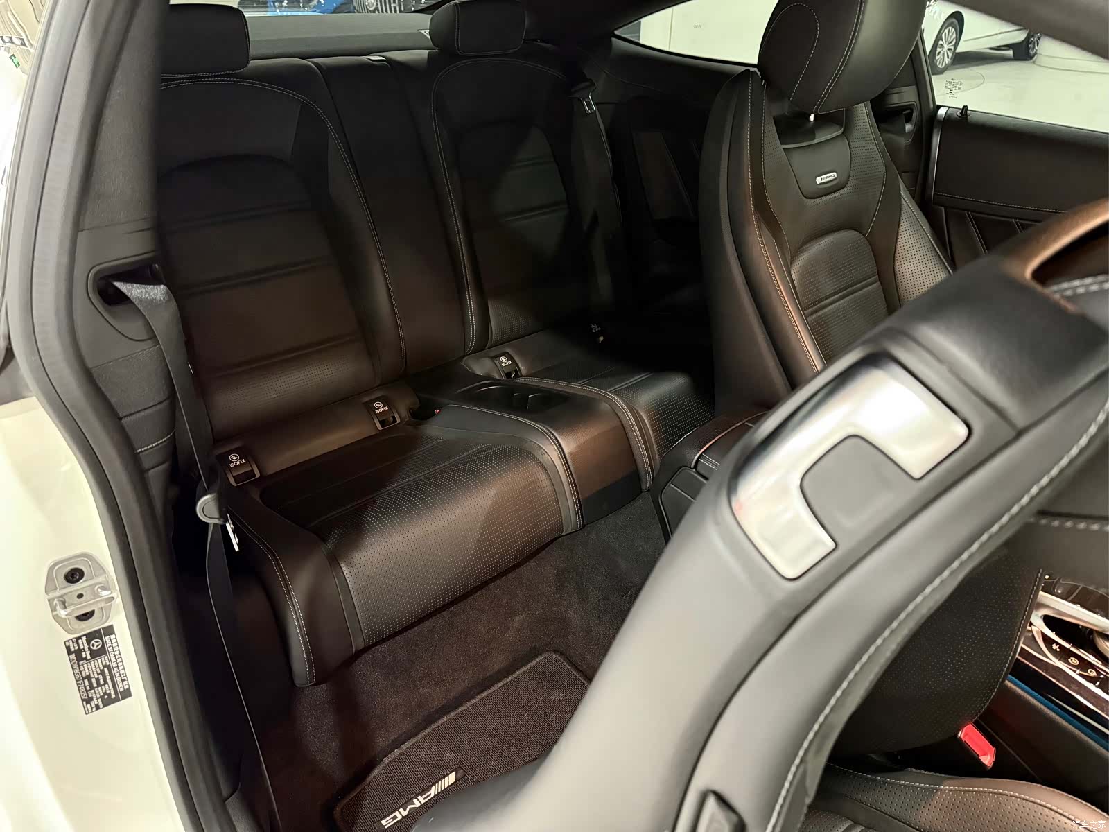 Mercedes-Benz C-Class, 2019 17