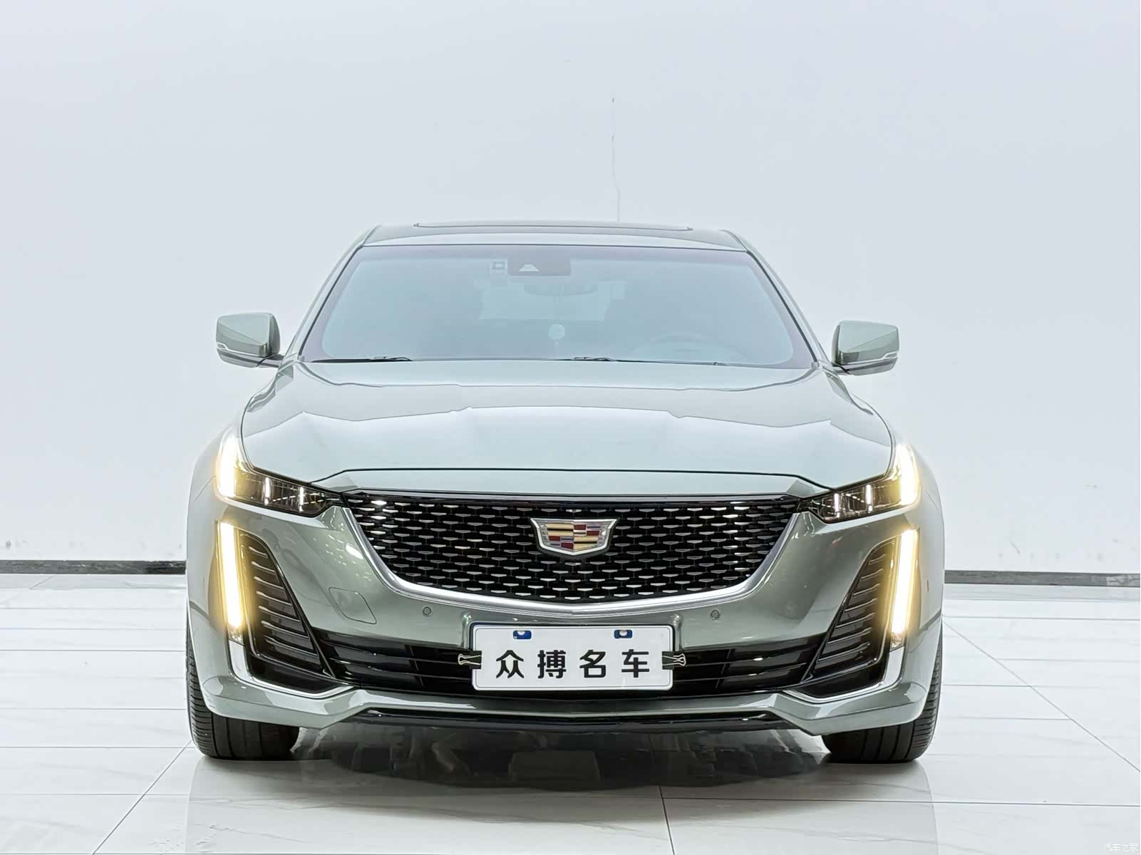 Cadillac CT5, 2023 2