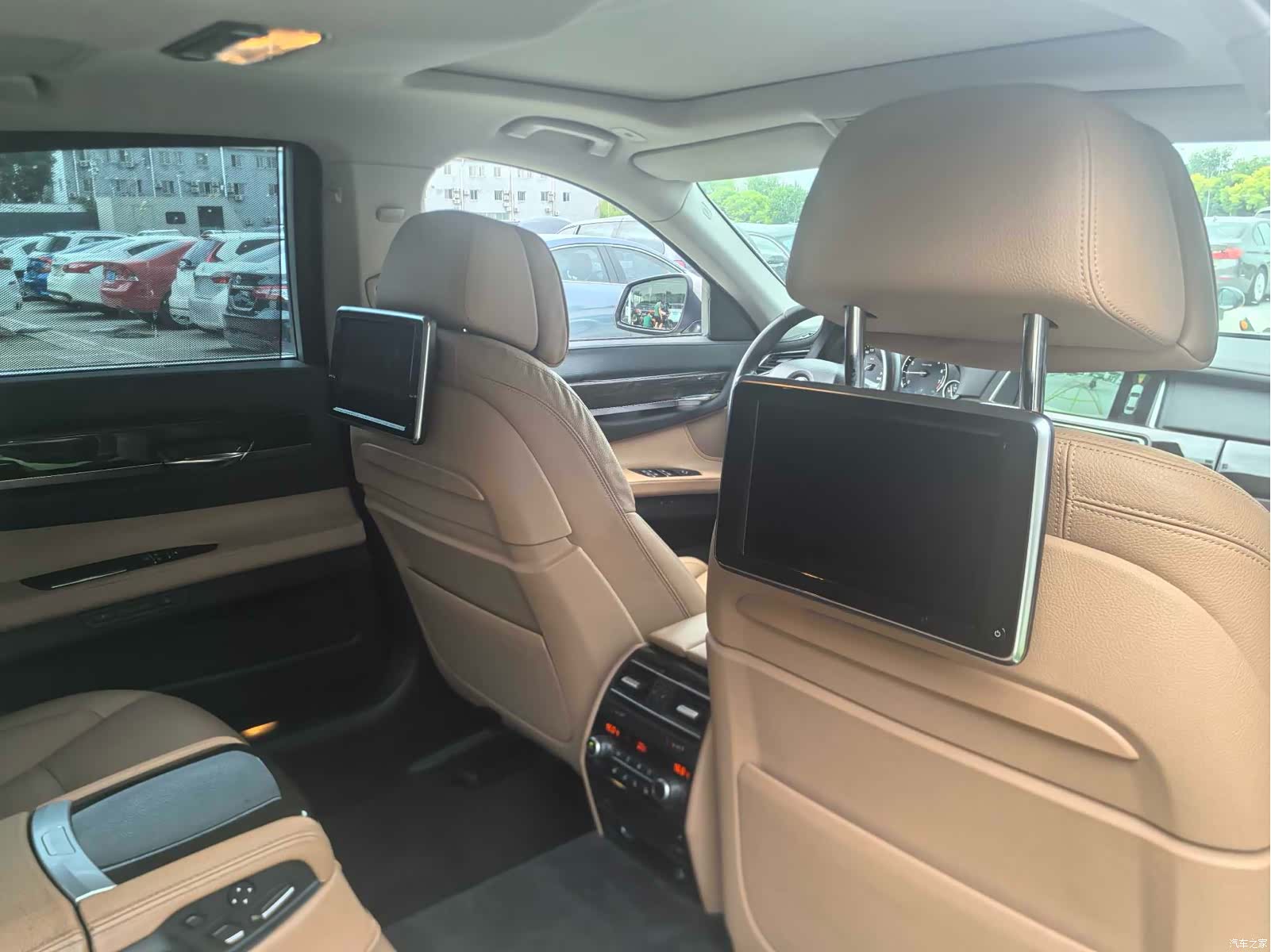 BMW 7 Series, 2013 19