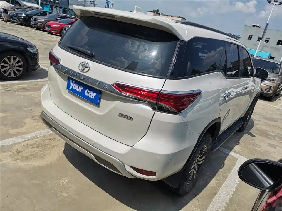 Toyota Fortuner