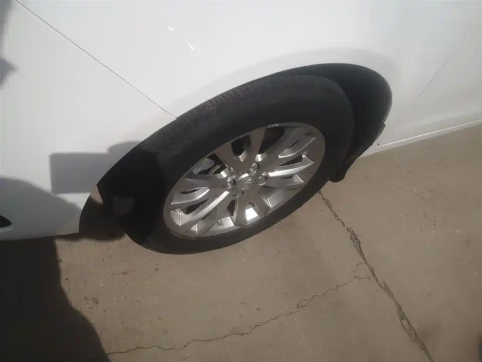 Geely Vision