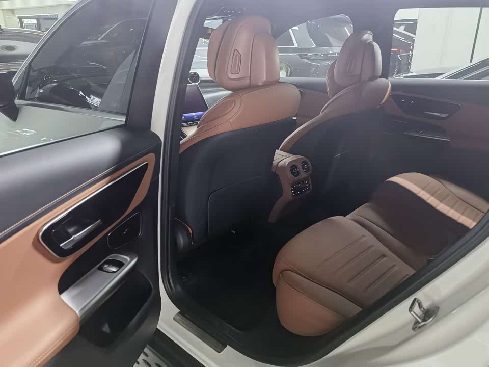 Mercedes-Benz GLC Mercedes-Benz GLC