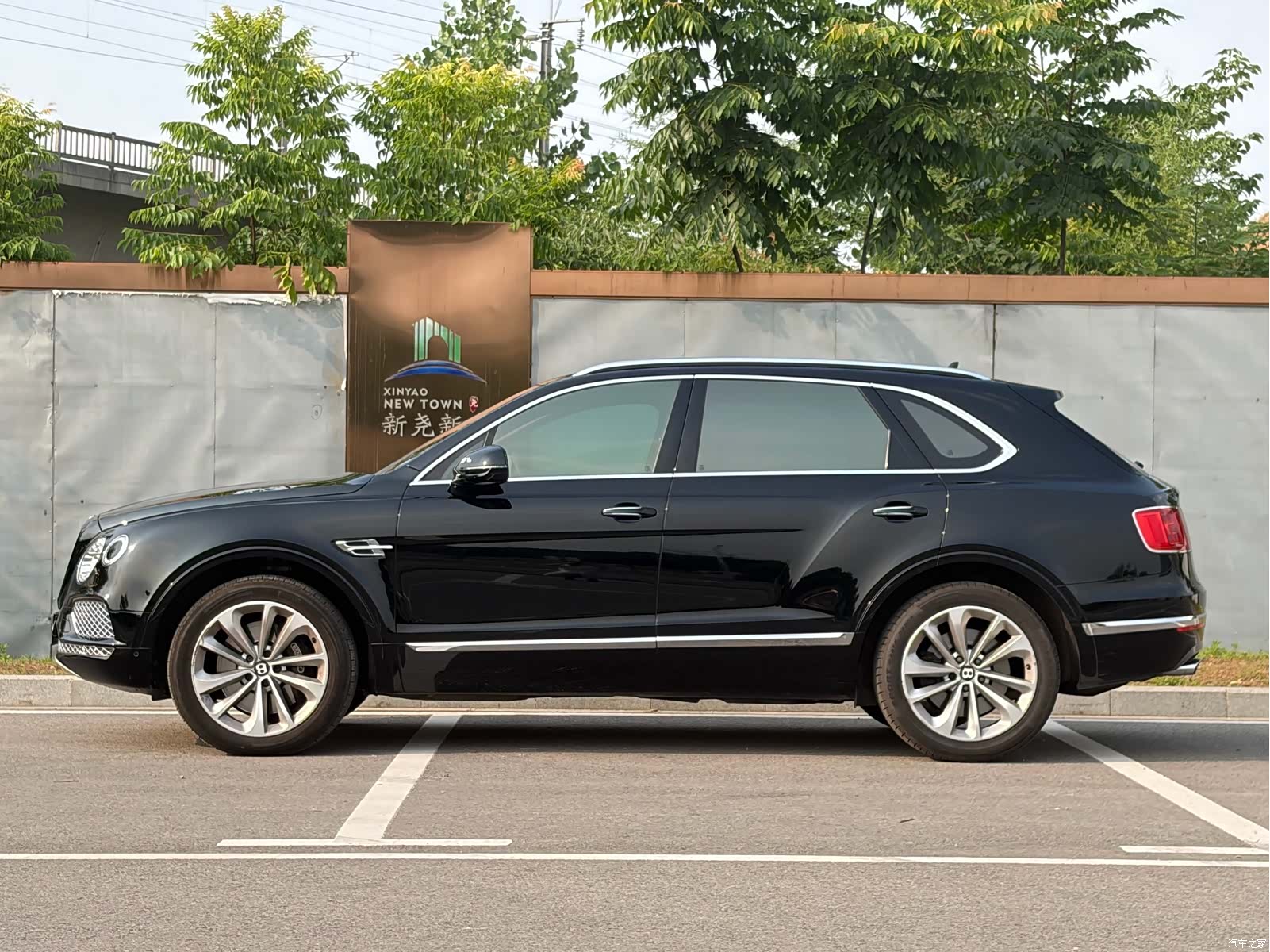 Bentley Bentayga, 2018 7