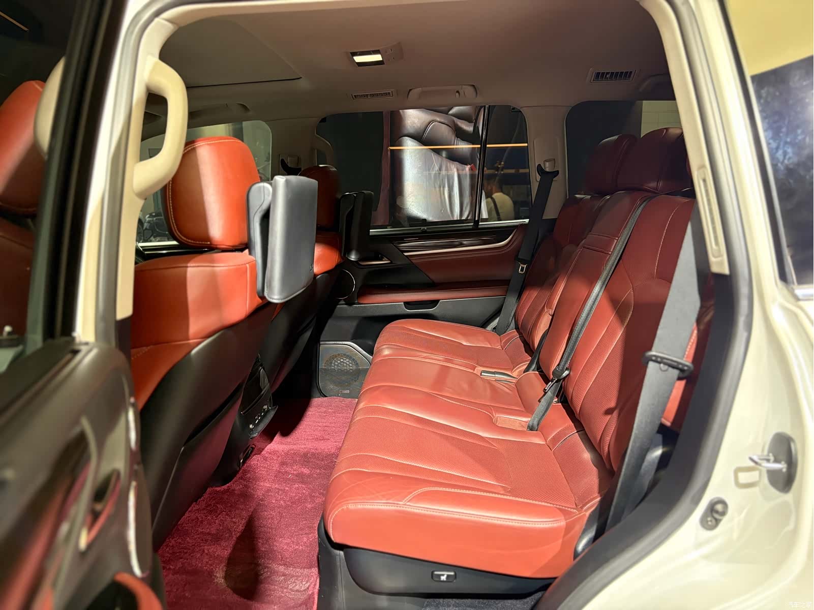 Lexus LX, 2018 11