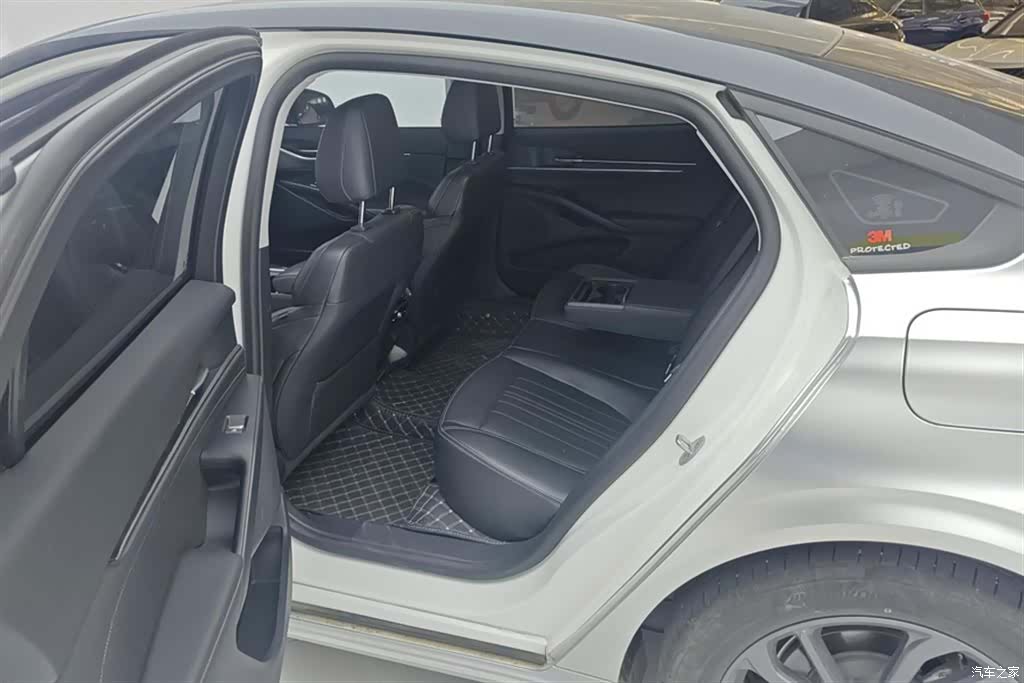 Ford Mondeo, 2024 11