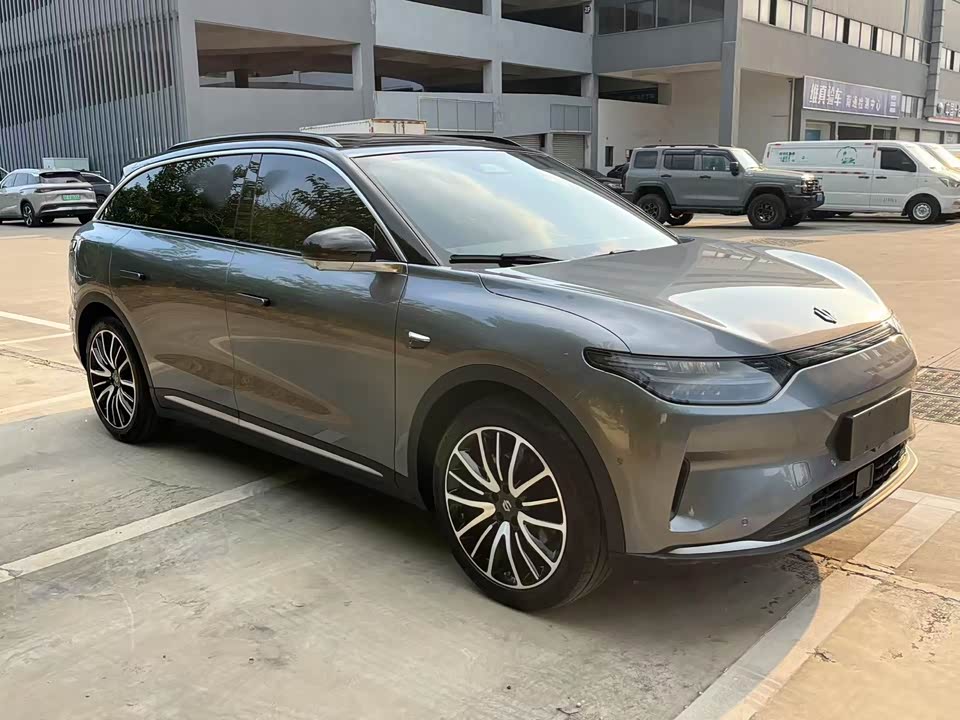 Leapmotor C11