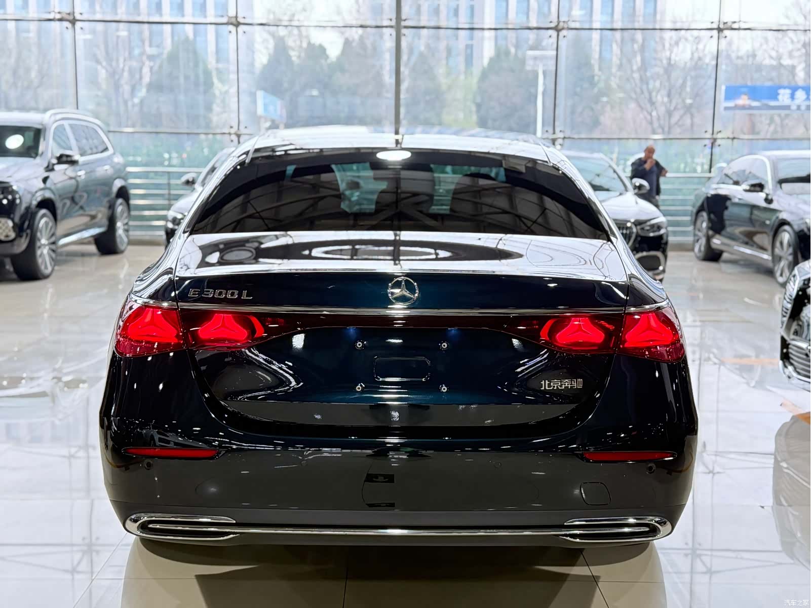 Mercedes-Benz E-Class, 2024 15