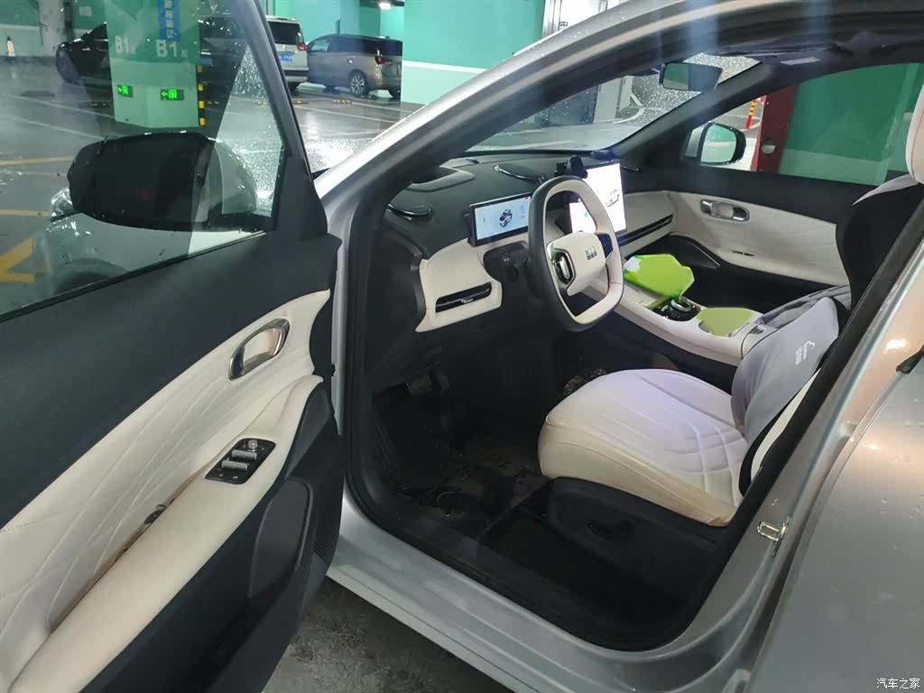 Geely 7, 2025 14