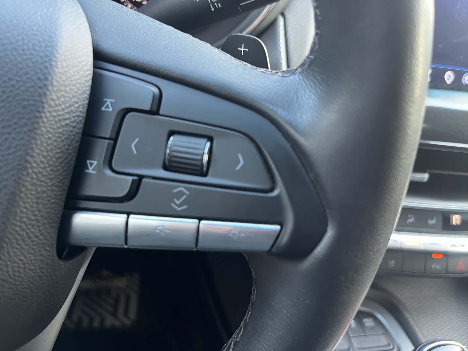 Cadillac CT5, 2023 32