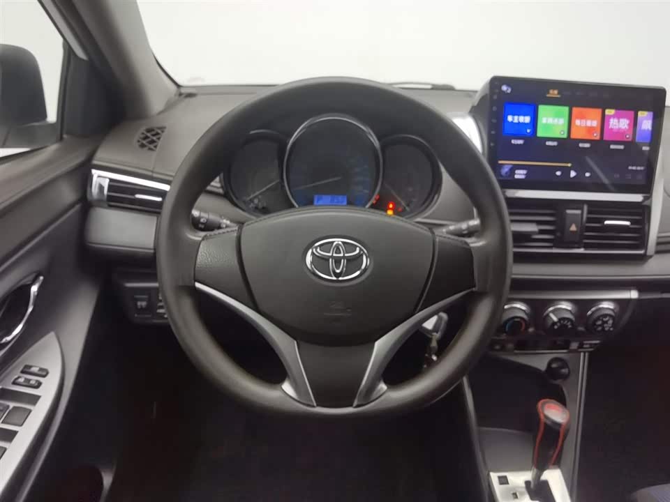 Toyota YARiS L Zhixuan