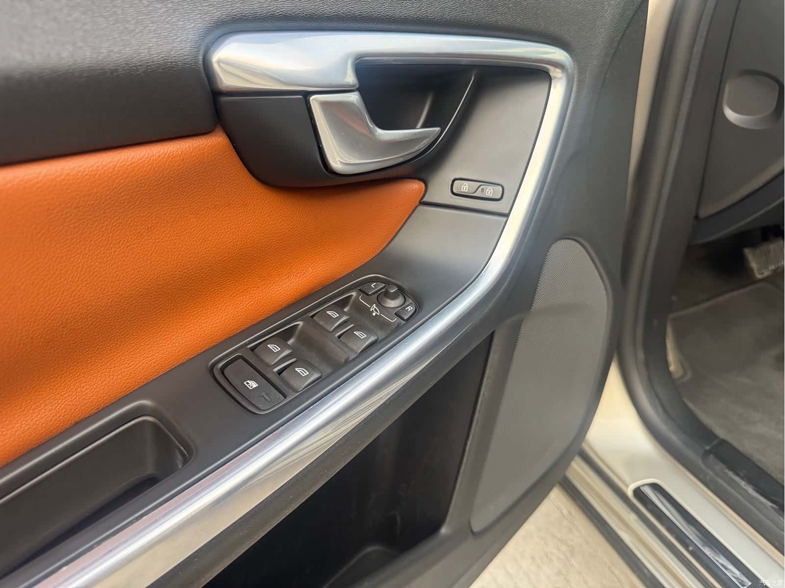 Volvo S60, 2015 21