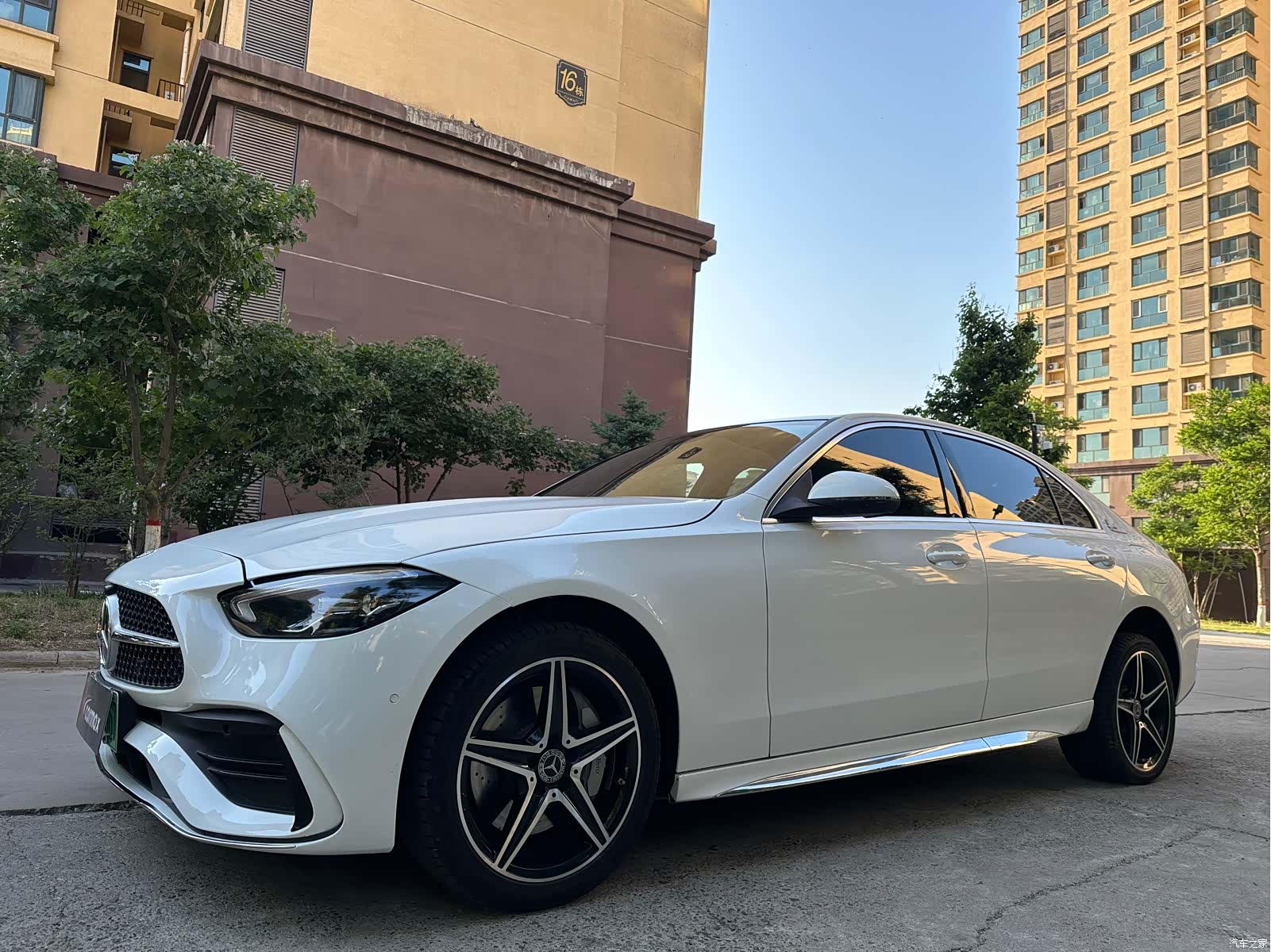 Mercedes-Benz C-Class, 2024 1