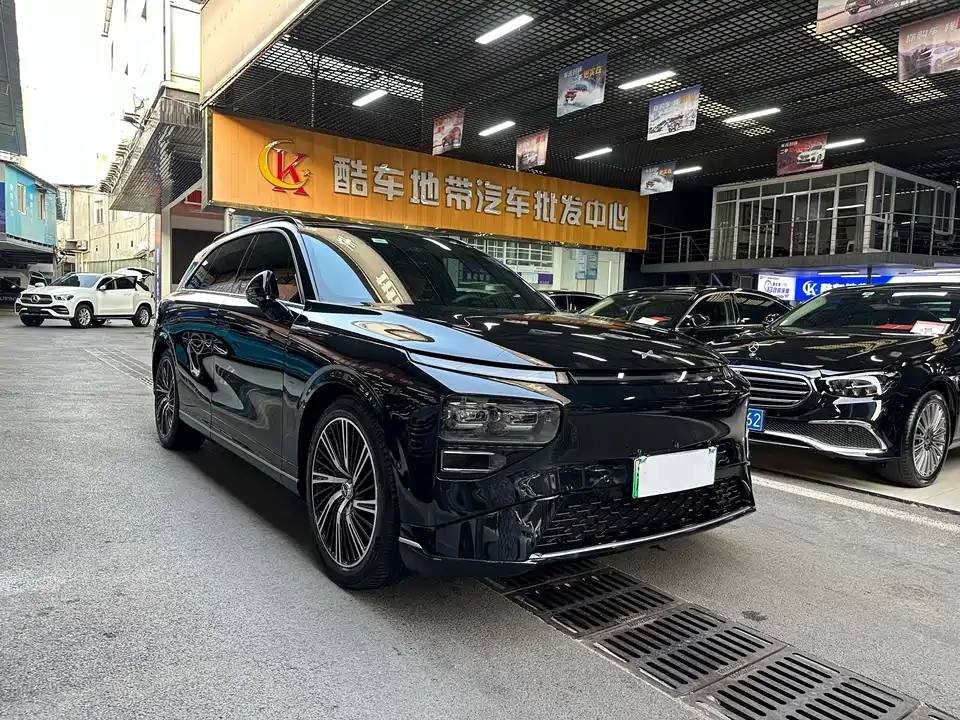XPENG G9