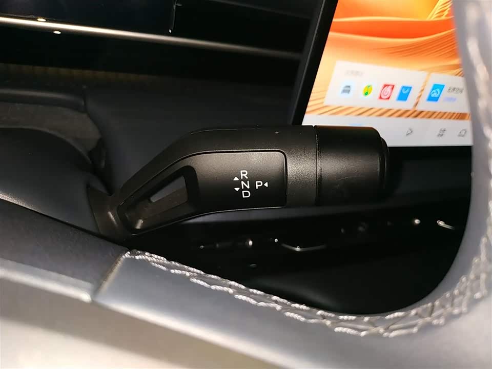 Geely Galaxy Galaxy E5