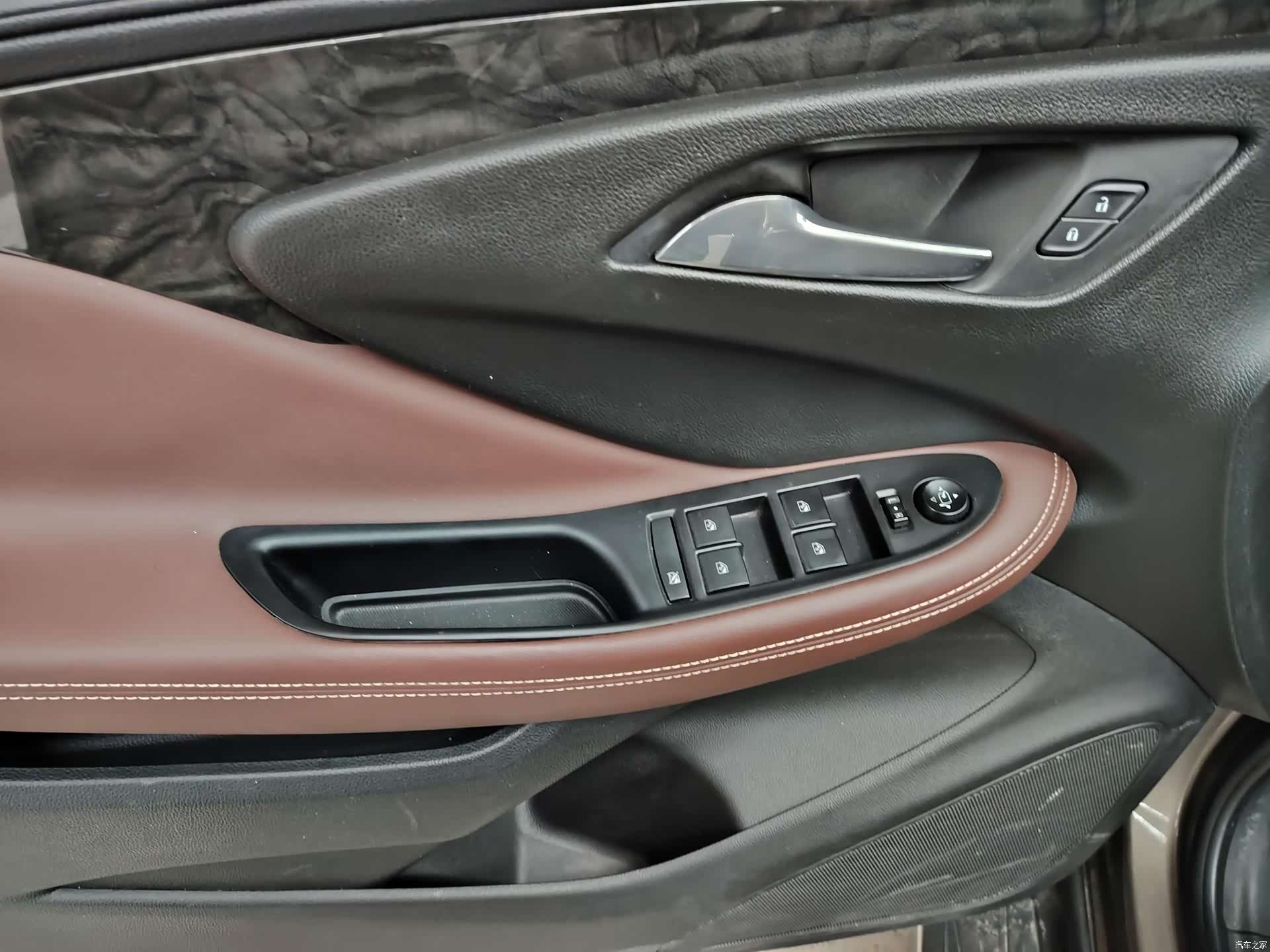 Buick Envision Plus, 2015 11