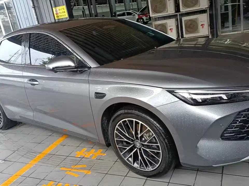 BYD Qin L