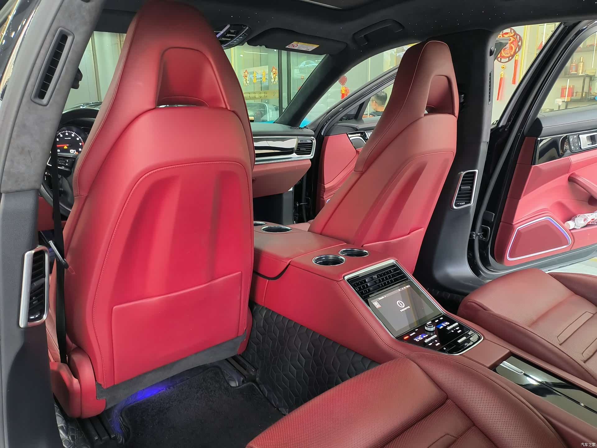Porsche Panamera, 2023 7