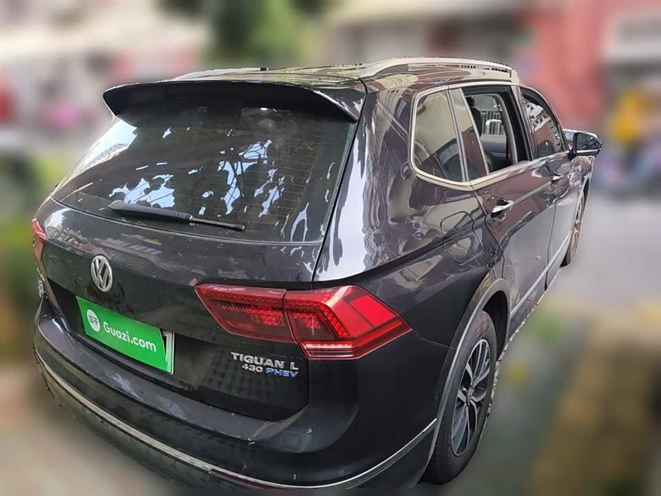 Volkswagen Tiguan L