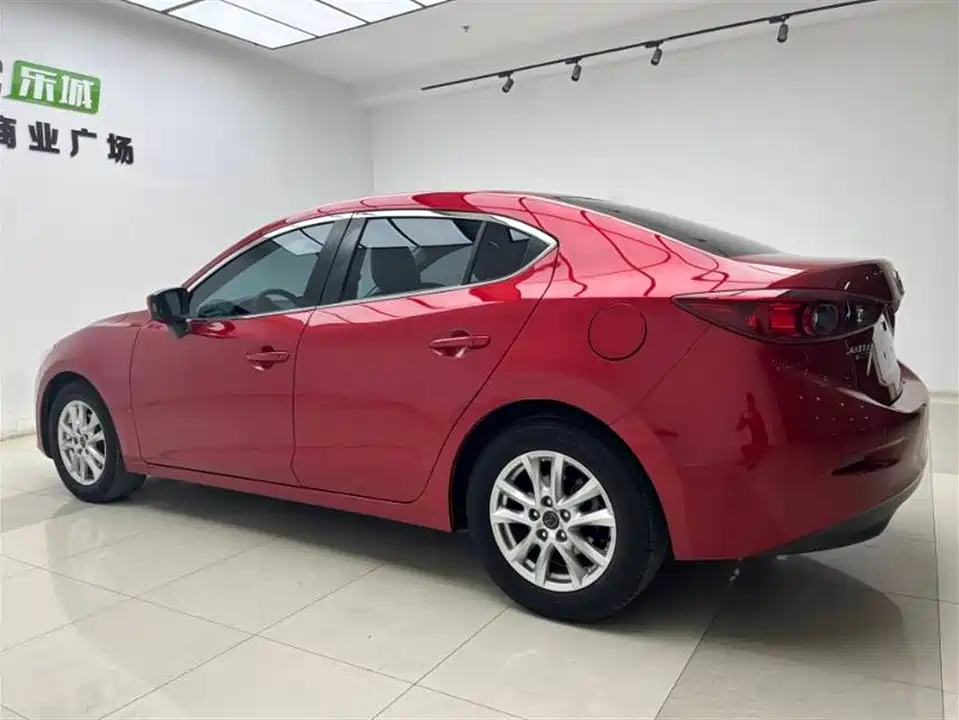 Mazda 3 Angkesaila