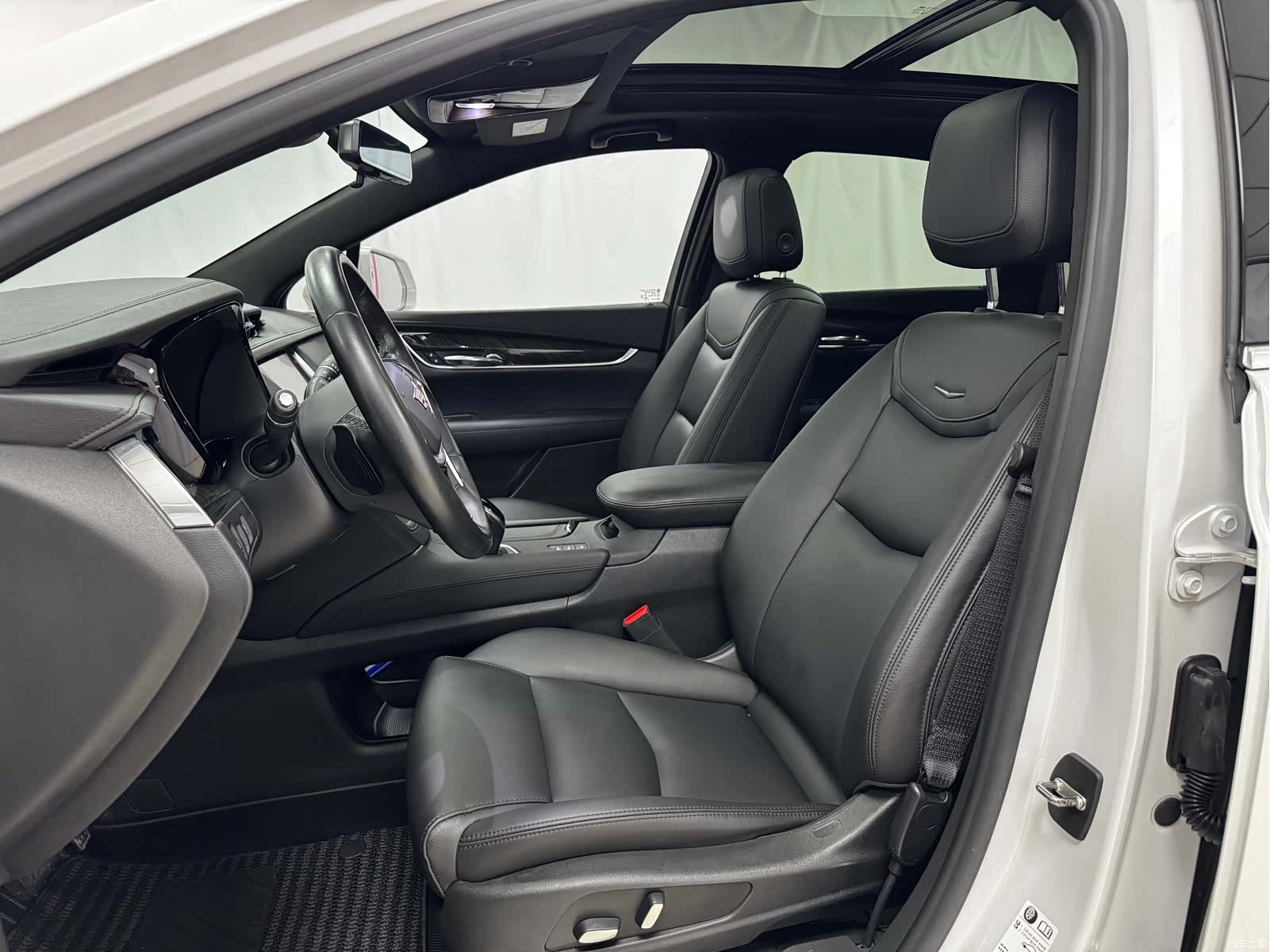 Cadillac XT5, 2019 12