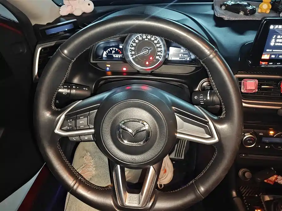 Mazda 3 Angkesaila