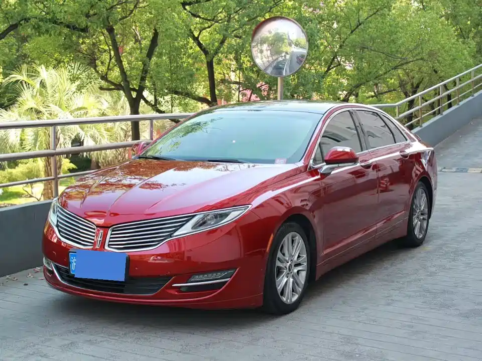 Lincoln MKZ