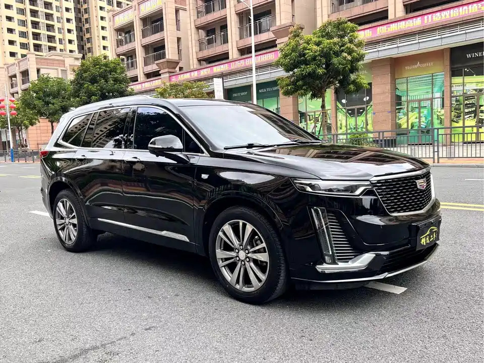 Cadillac XT6
