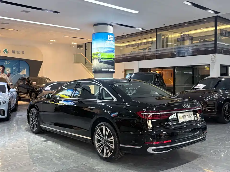 Audi A8