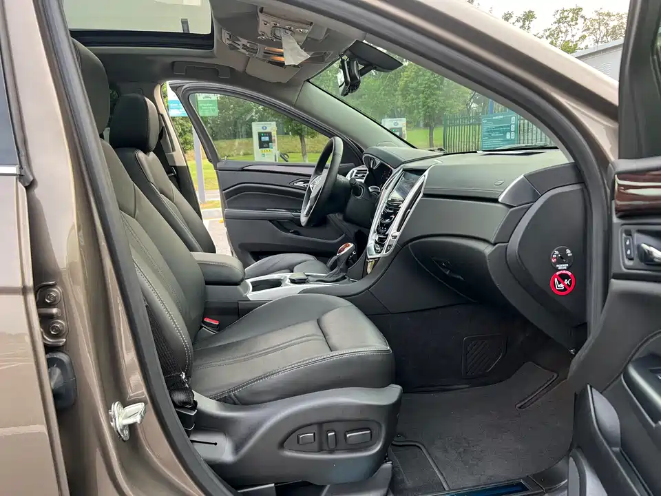 Cadillac SRX