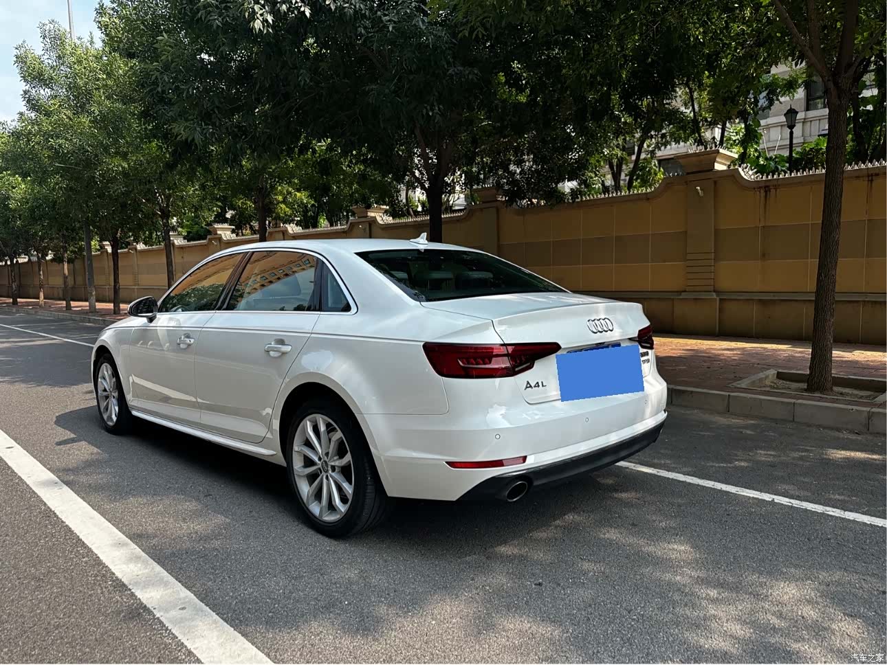 Audi A4L, 2016 все фото
