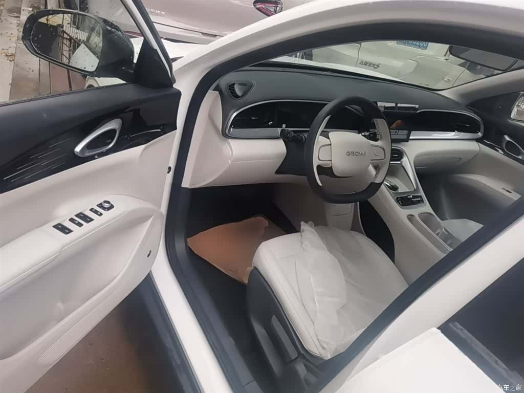 Geely Xingyuan, 2026 12