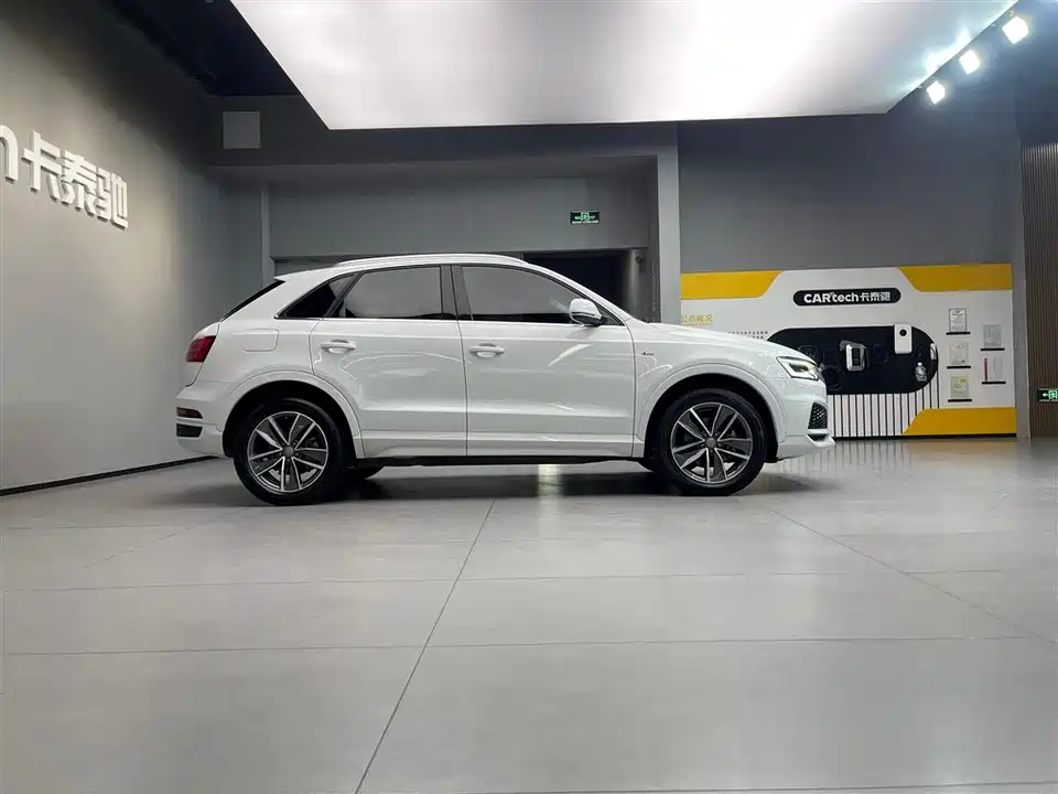 Audi Q3 Audi Q3