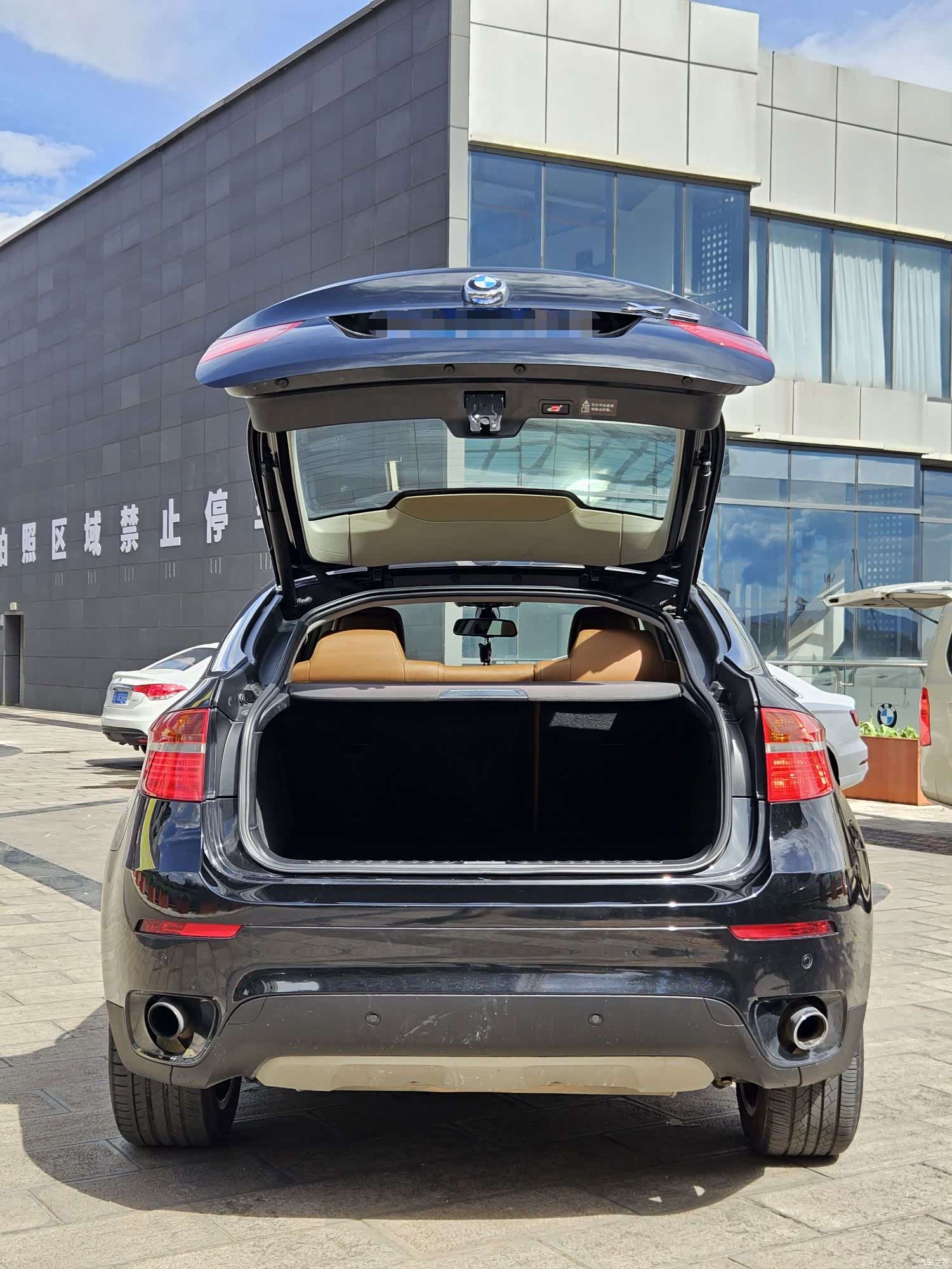 BMW X6, 2011 23
