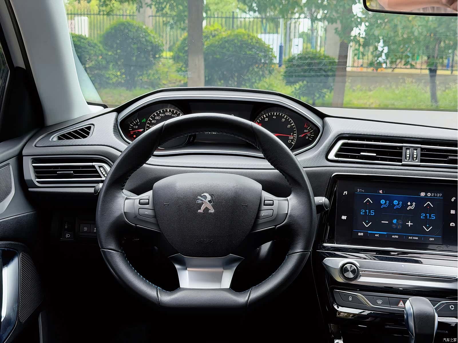Peugeot 308, 2018 17