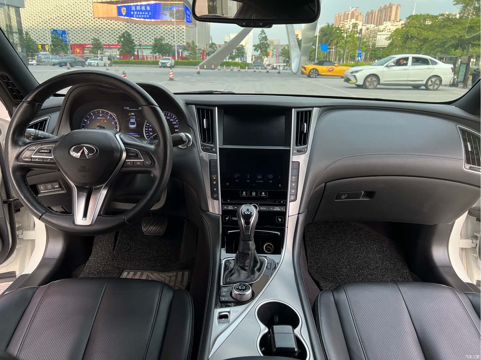 Infiniti Q60, 2018 17