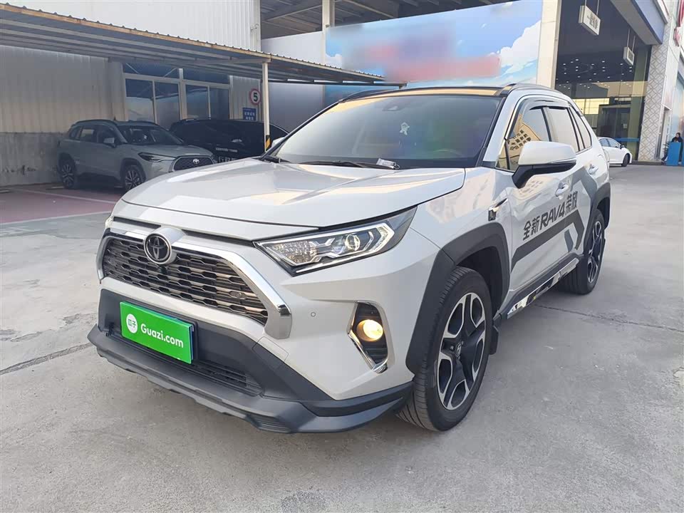 Toyota RAV4 Rongfang