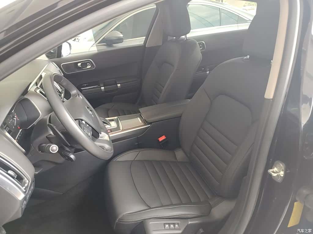 Citroen C6, 2023 15