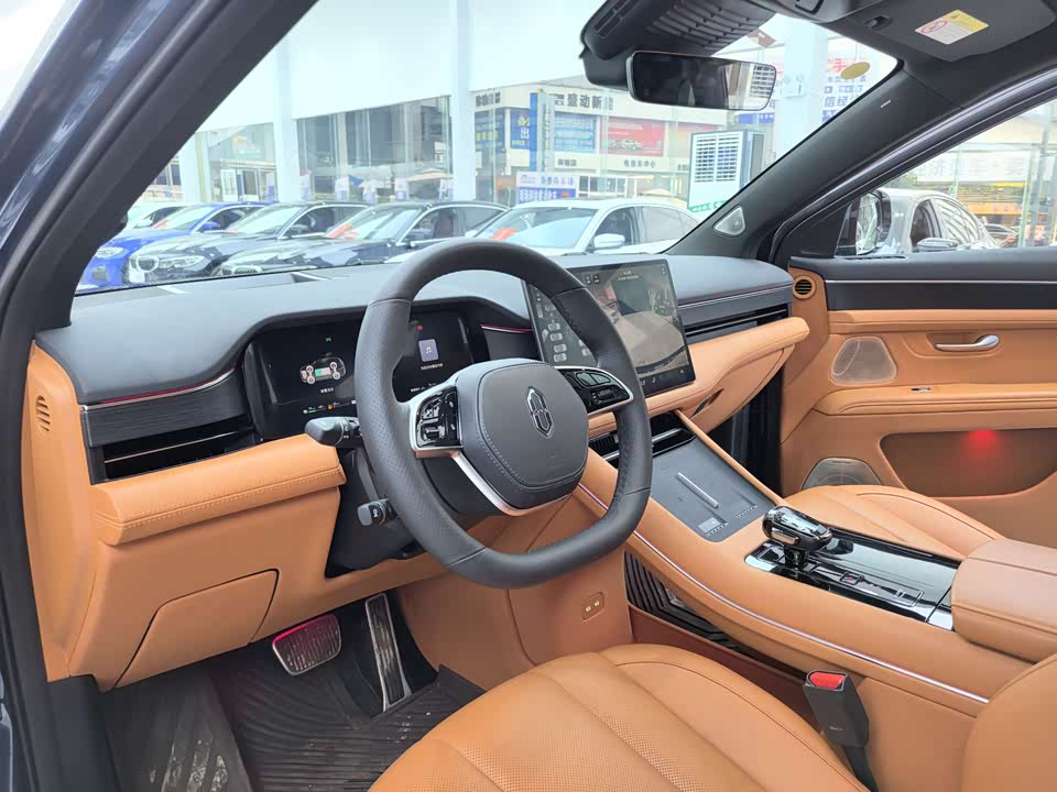 AITO Ask the world M7