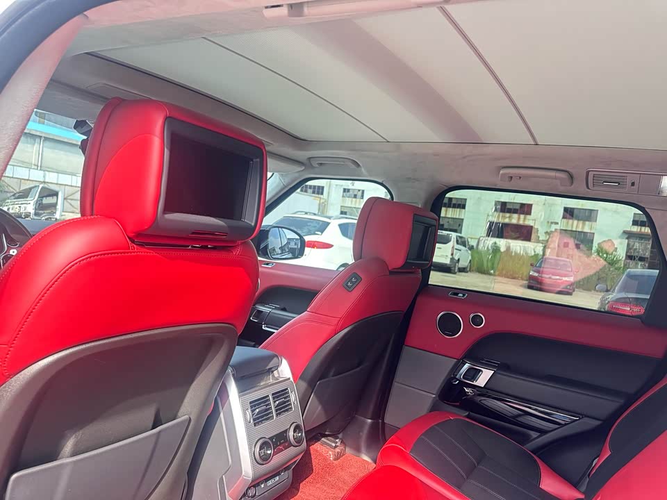 Land Rover Range Rover Sport Land Rover Range Rover Sport