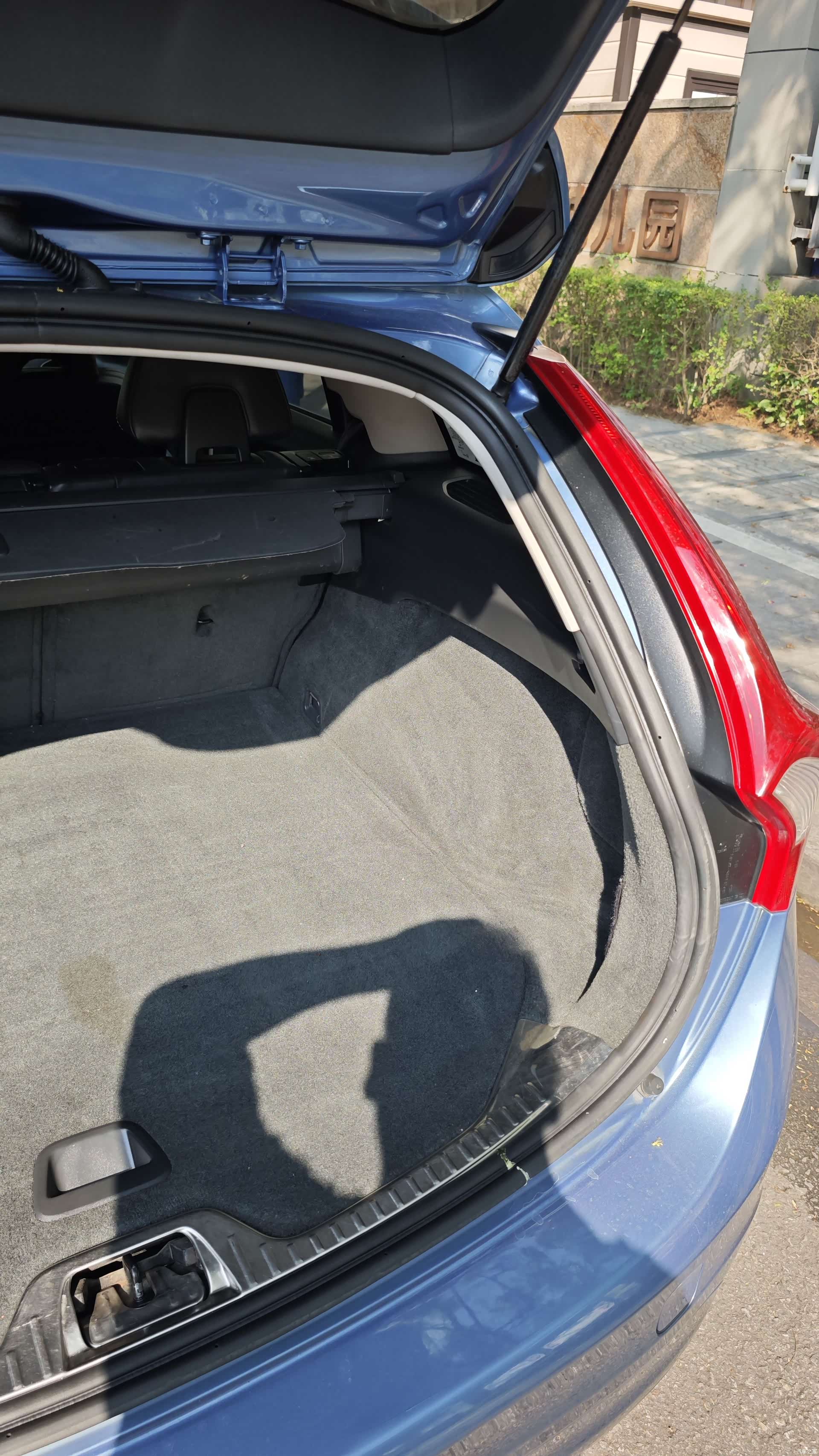 Volvo V60, 2014 28