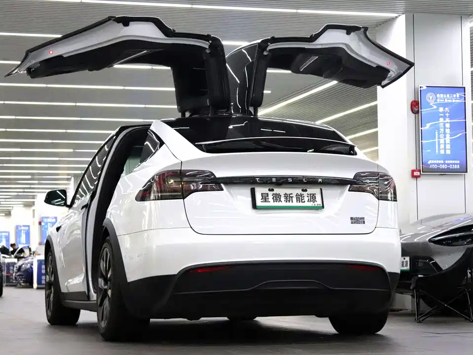 Tesla Model X