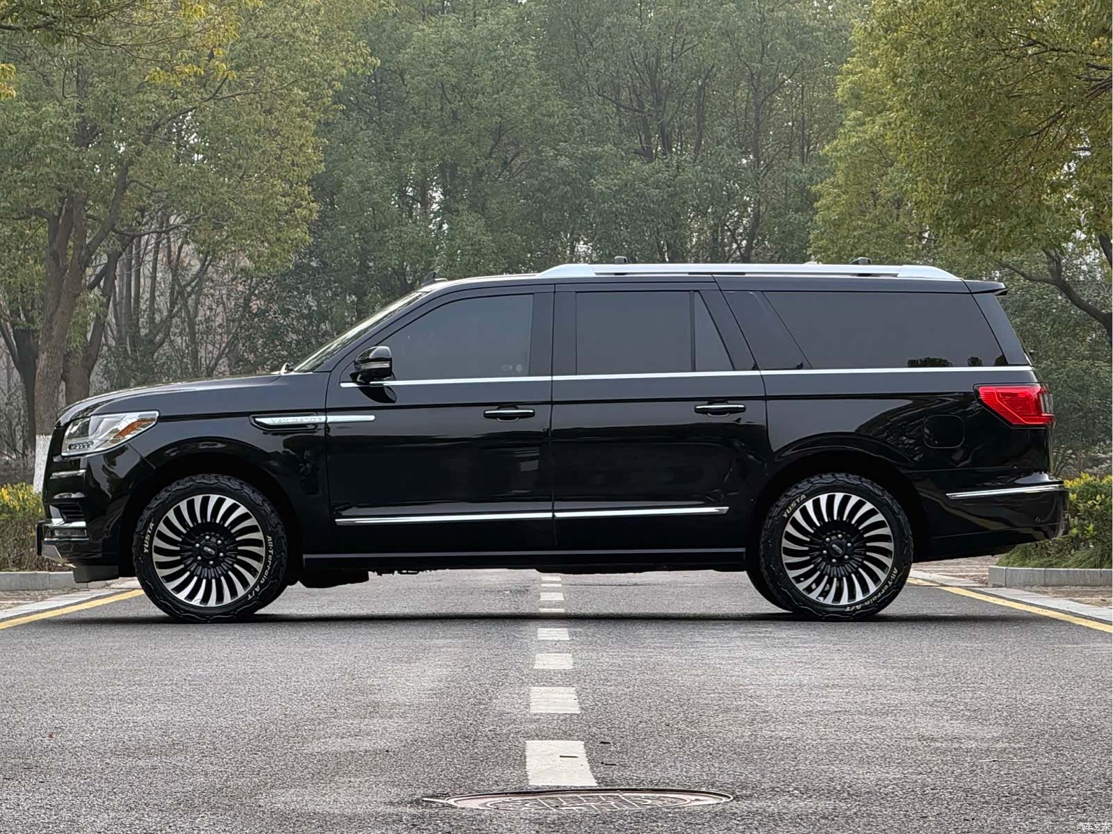 Lincoln Navigator, 2022 4