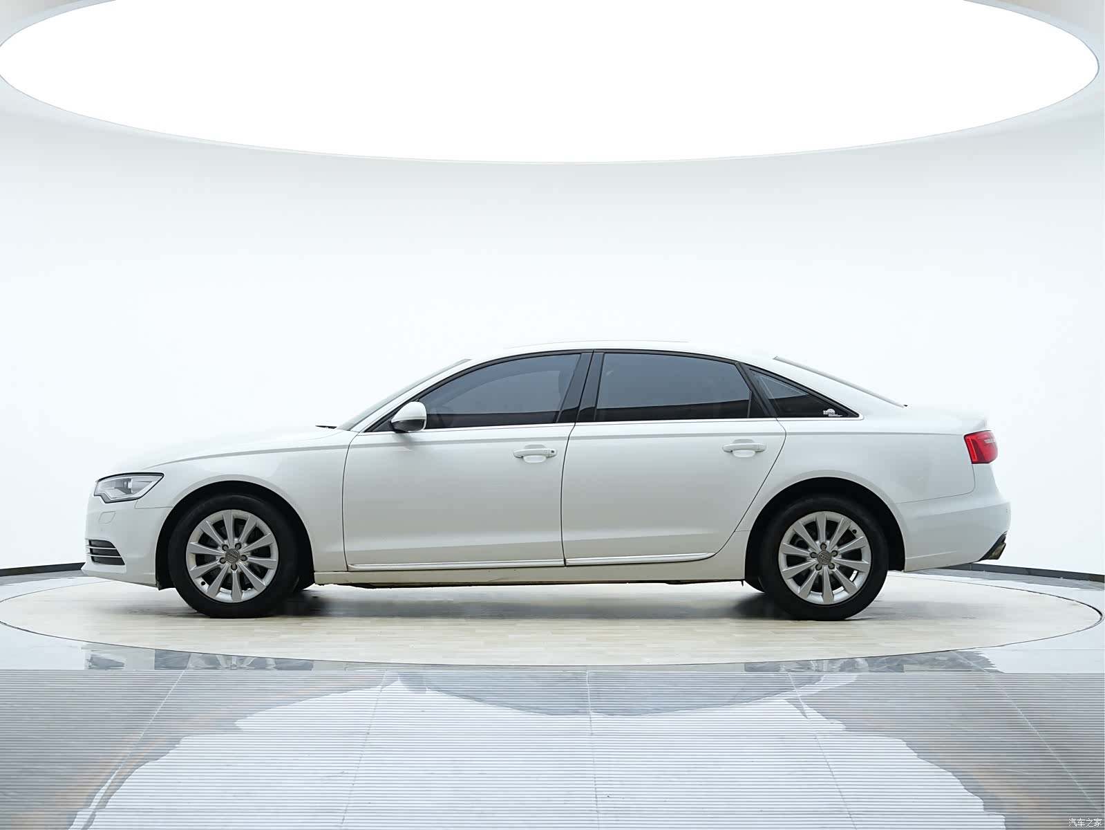 Audi A6L, 2015 8