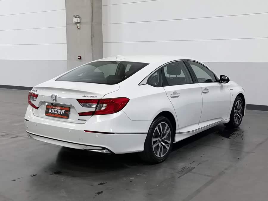 Honda Accord 2019, фото 2