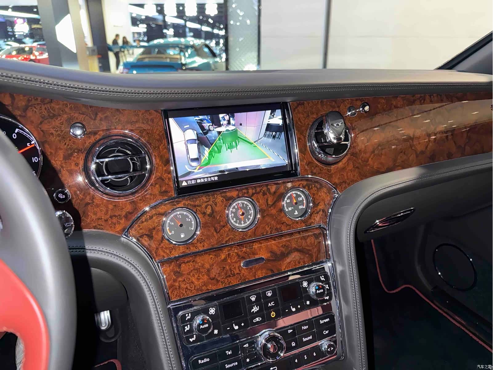 Bentley Mulsanne, 2020 11