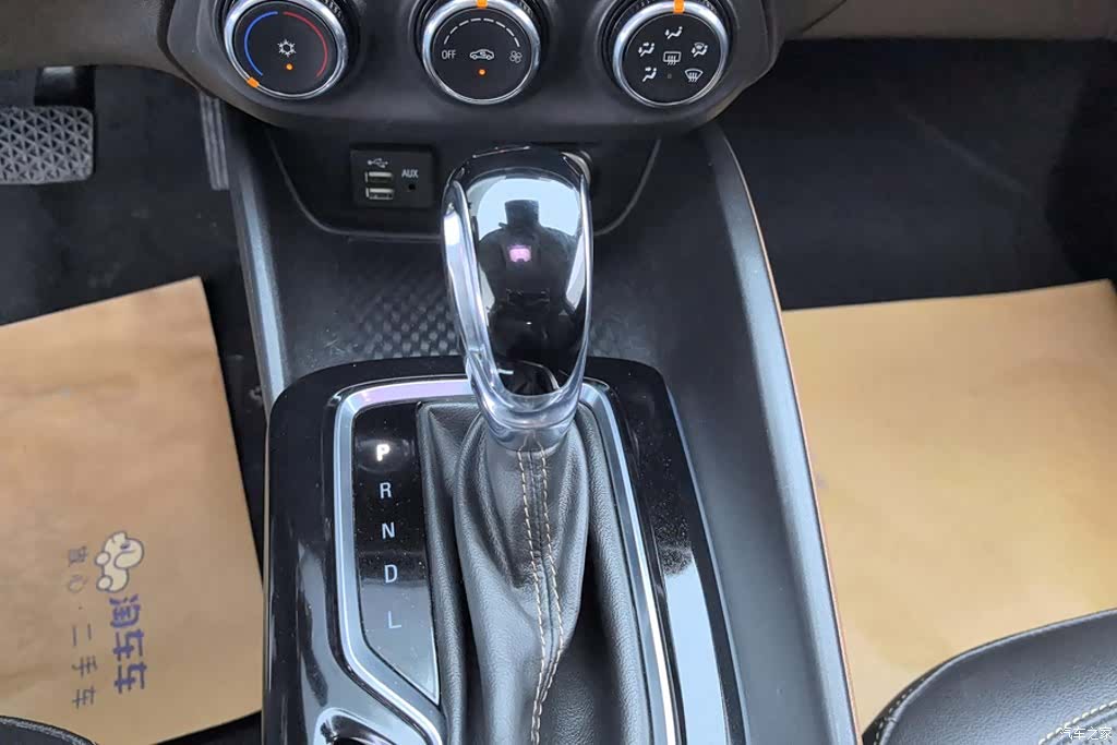Buick Verano, 2022 16